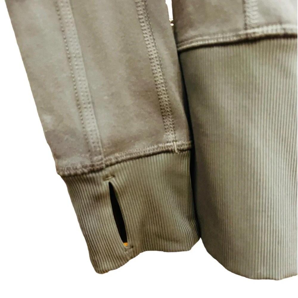 Lululemon Athletica  Jacket Size 8 Zipped Closure Side Pockets Stretchy - Picture 7 of 11